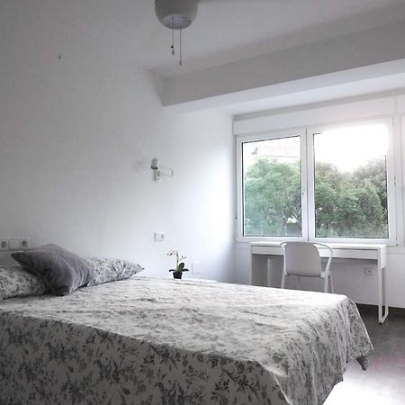 Carihuela Beach Suite Apartment Торемолинос Екстериор снимка