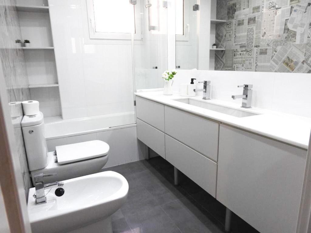Carihuela Beach Suite Apartment Торемолинос Екстериор снимка