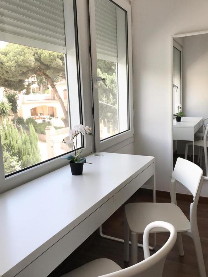 Carihuela Beach Suite Apartment Торемолинос Екстериор снимка