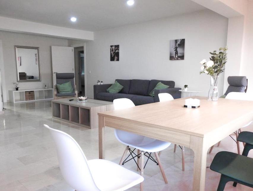 Carihuela Beach Suite Apartment Торемолинос Екстериор снимка