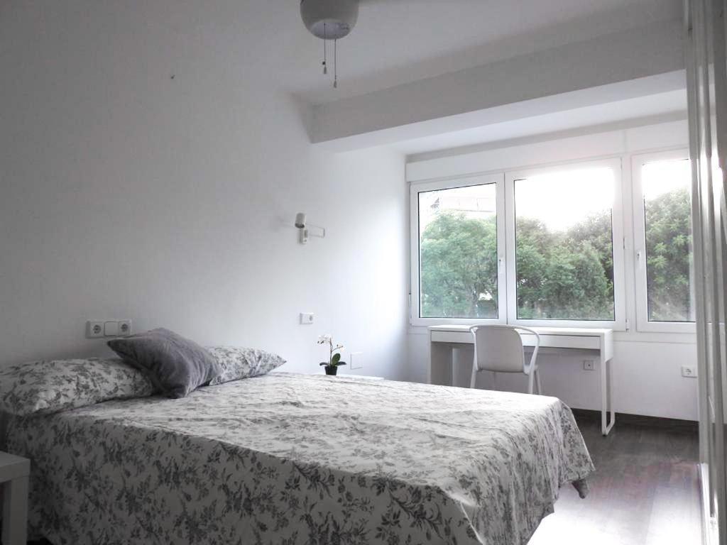 Carihuela Beach Suite Apartment Торемолинос Екстериор снимка